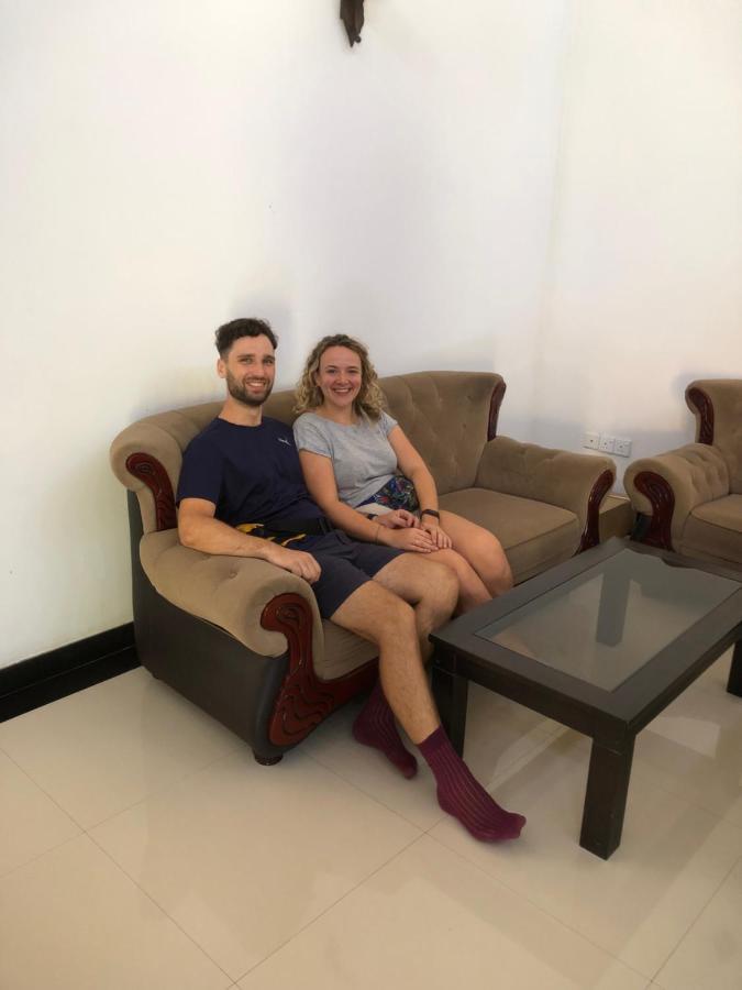 Ahasna Airport Villa Negombo Zewnętrze zdjęcie