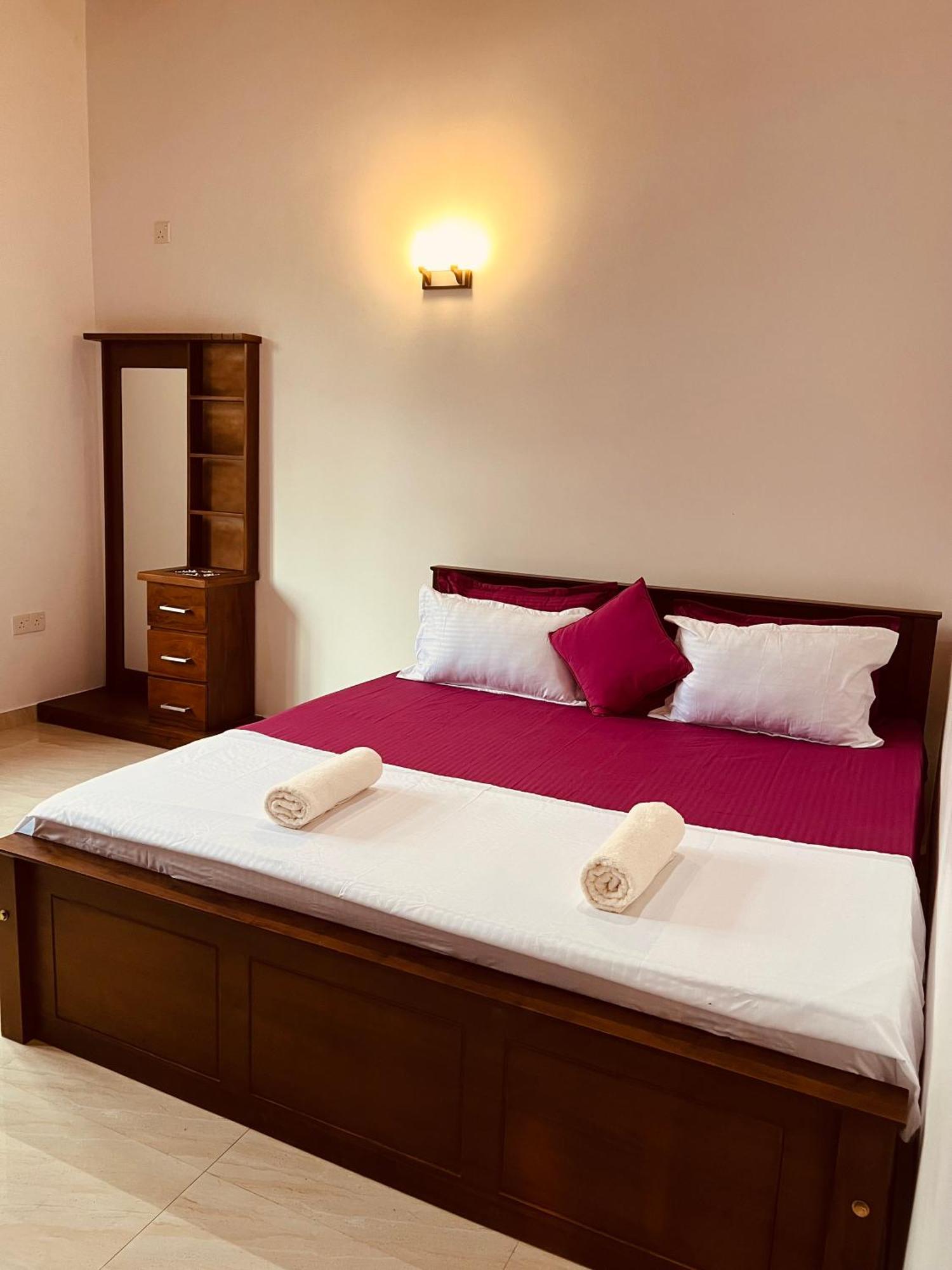Ahasna Airport Villa Negombo Zewnętrze zdjęcie
