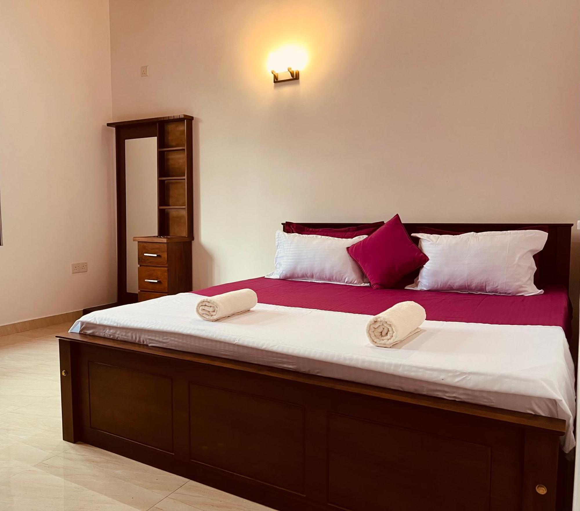 Ahasna Airport Villa Negombo Zewnętrze zdjęcie