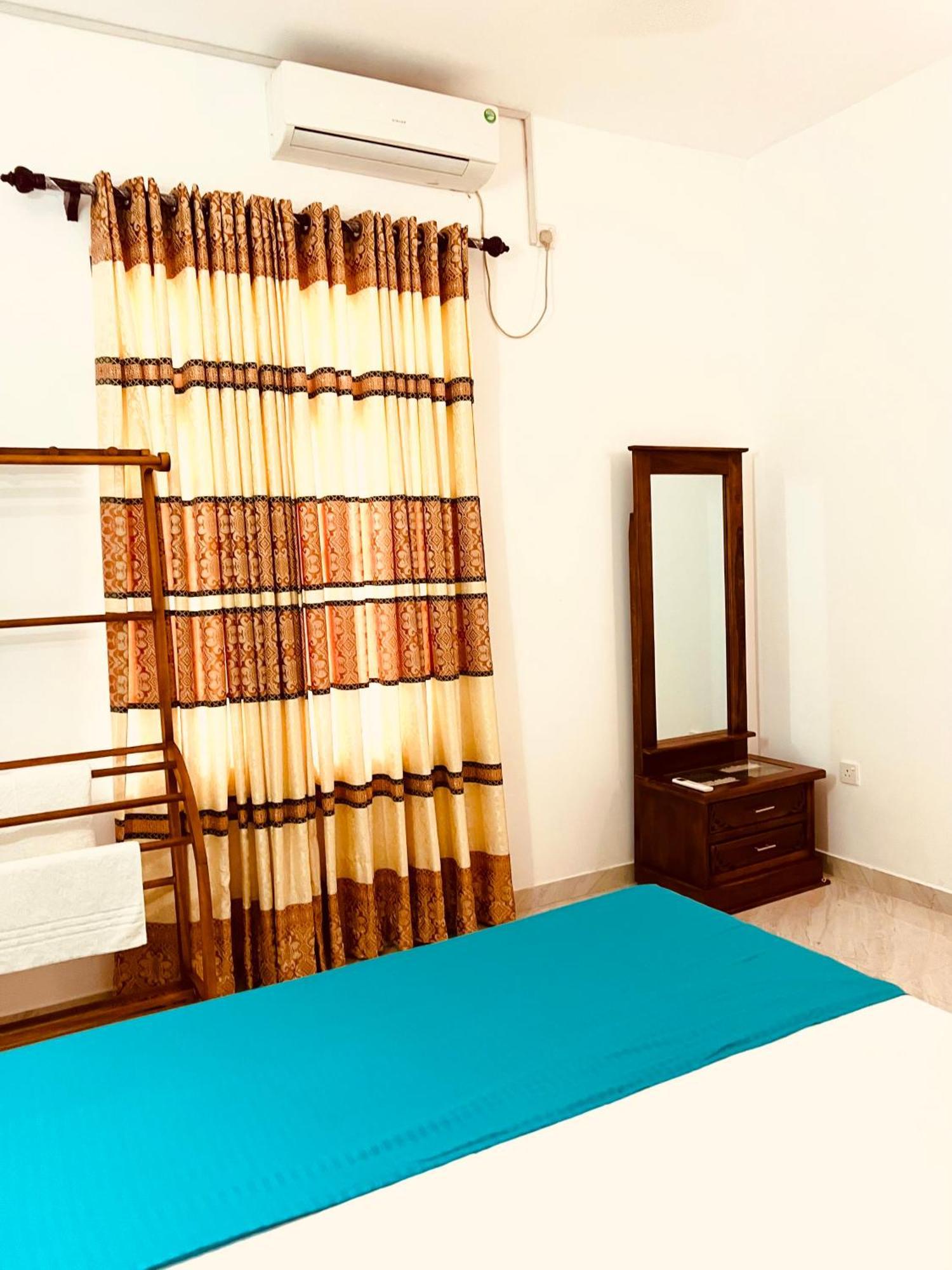 Ahasna Airport Villa Negombo Zewnętrze zdjęcie